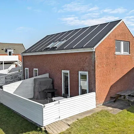 0411-romo-vestergade-217-ap-202 Appartement *